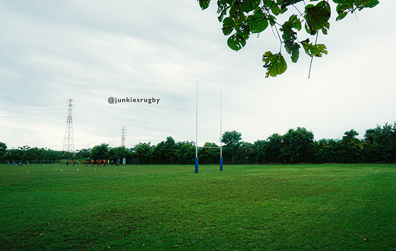 10月19日はかなり涼しい日でした。と思ったら、動いてるうちに暑くなりましたね。パス回し、コンタクトその他【2025.10.19活動報告】